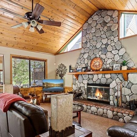 Sutter Ln By Avantstay Beautifully Remodeled Kitchen,4Cabin-Chic Bedrooms Blue Jay Exteriér fotografie