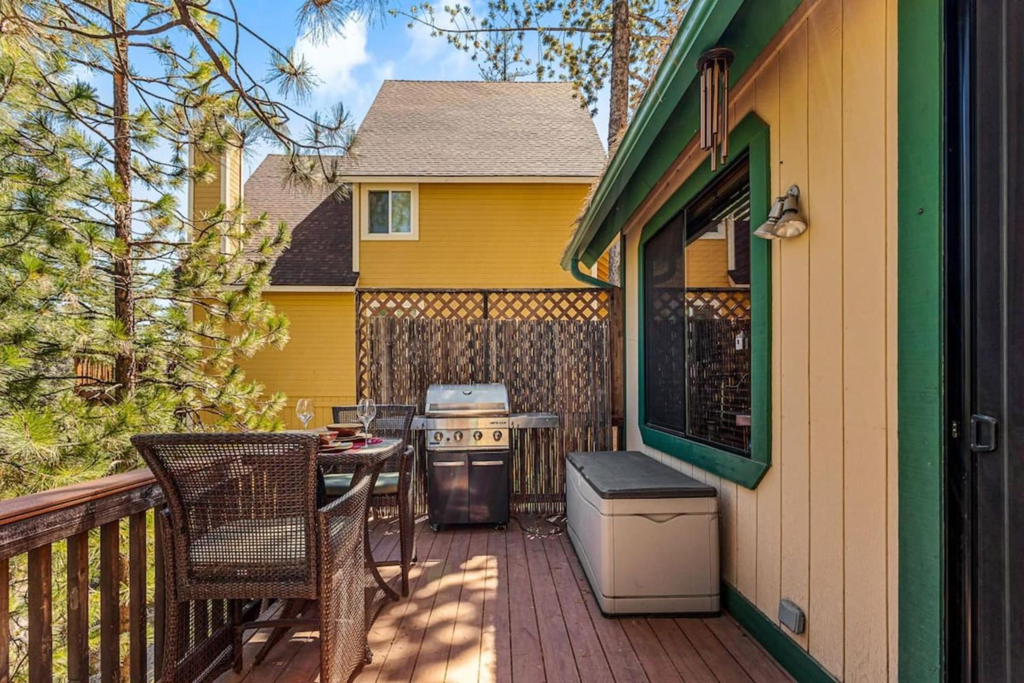 Sutter Ln By Avantstay Beautifully Remodeled Kitchen,4Cabin-Chic Bedrooms Blue Jay Exteriér fotografie
